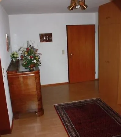 Haus Lienhardt شقة